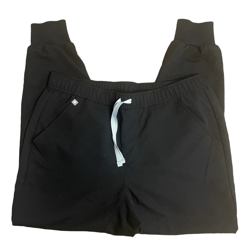 Figs technical collection large short black scrubs pants